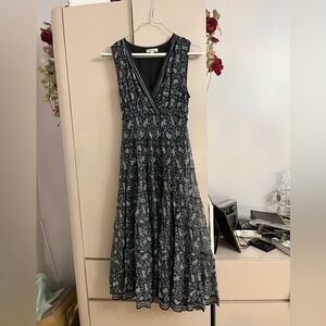 Max Studio White and Gray Sleeveless V-Neck Maxi Dress